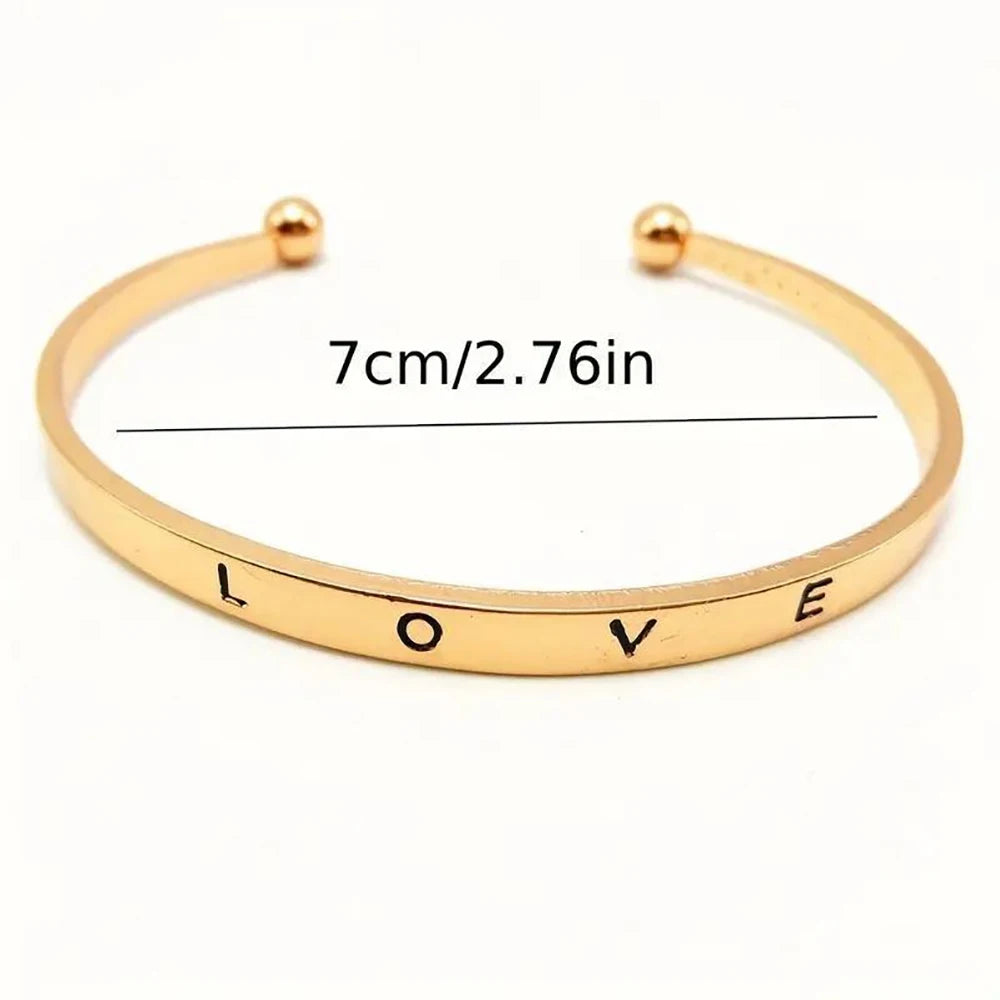 2 Pcs Women Watch Set FREE LOVE Bracelet 